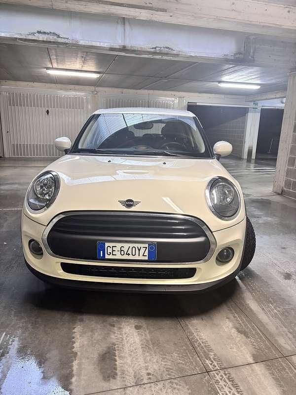 Usata Mini ONE 75 CV (55 kW) 2021 Bianco Utilitaria