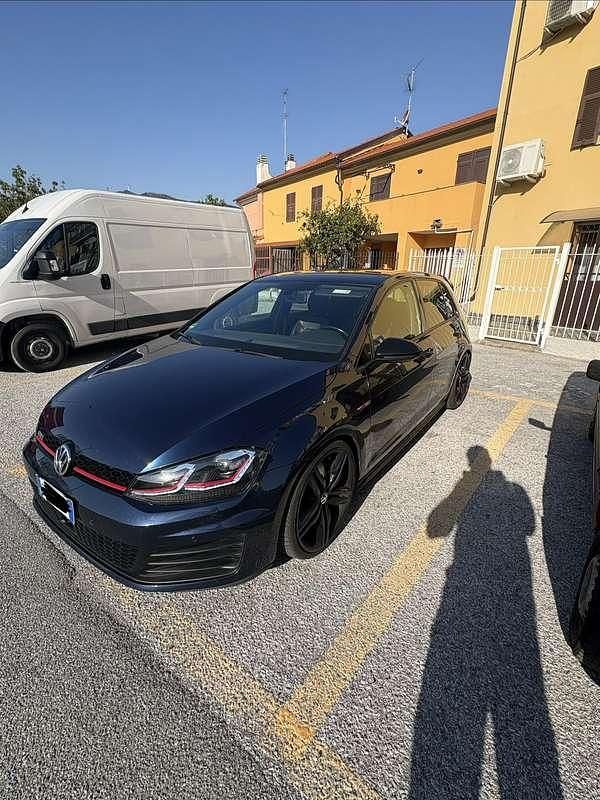 Usata VW Golf VII GTI 220 CV (161 kW) 2016 Berlina