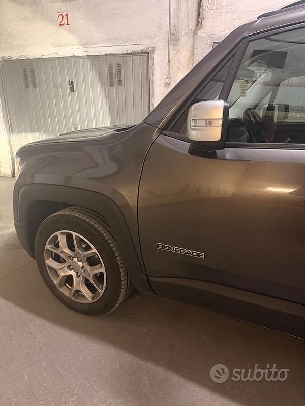 Usata Jeep Renegade 120 CV (88 kW) 2017 Grigio SUV