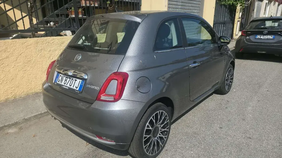 Usata Fiat 500 Dolcevita 69 CV (50 kW) 2023 Grigio Utilitaria