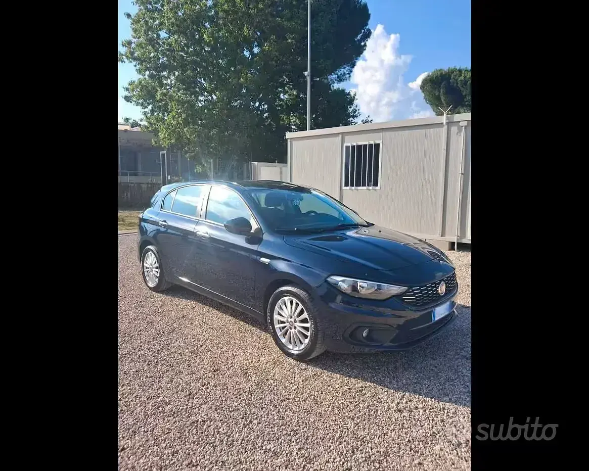 Usata Fiat Tipo Easy 120 CV (88 kW) 2018 Blu Berlina