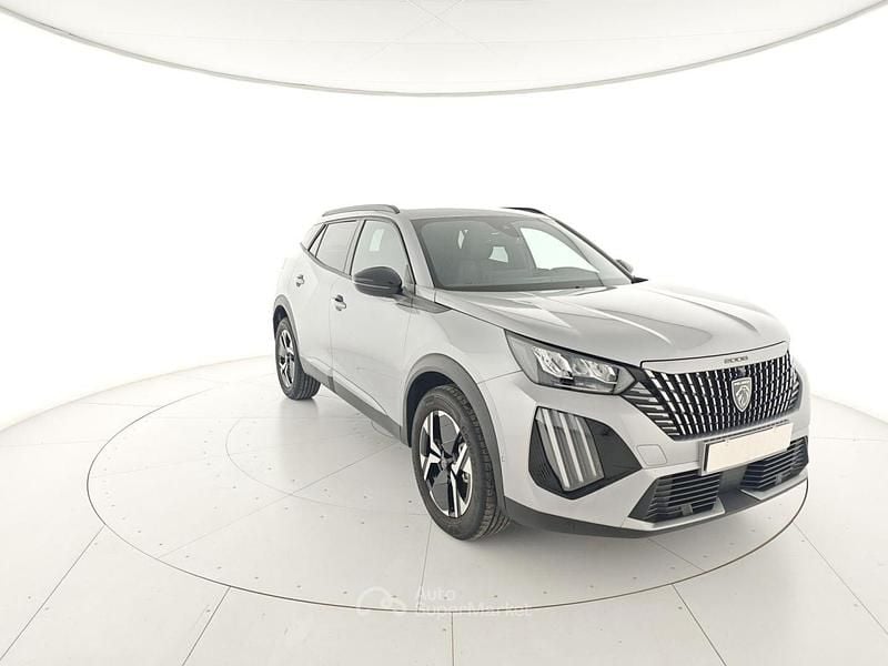 Begagnad Peugeot 2008 Allure 101 HK (74 kW) 2025 SUV