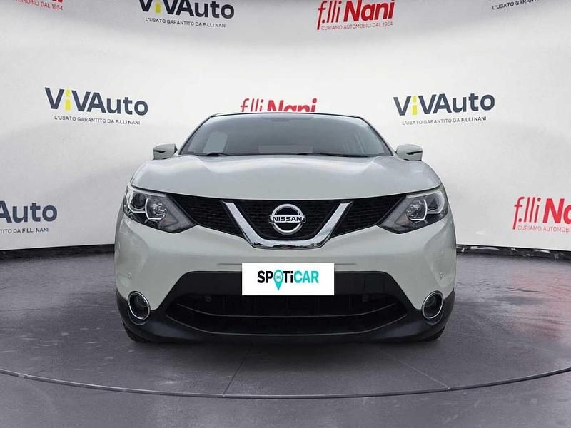 Usata Nissan Qashqai Acenta 110 CV (80 kW) 2016 Bianco SUV