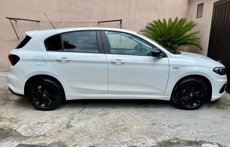 Usata Fiat Tipo 95 CV (69 kW) 2018 Berlina