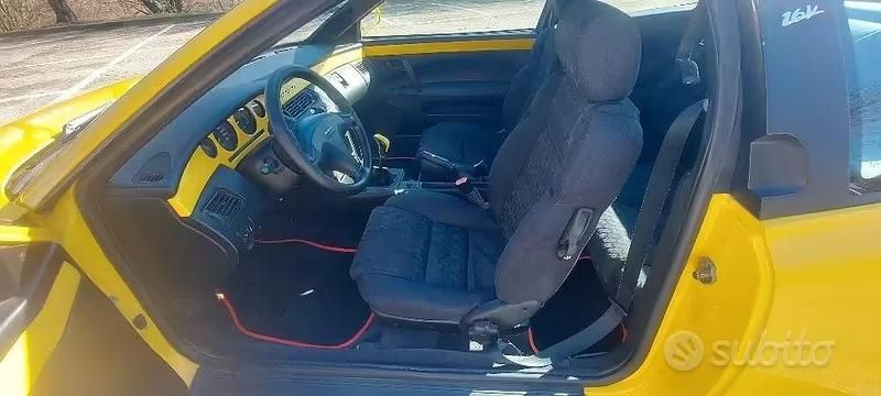 Usata Fiat Coupé 130 CV (95 kW) 1997 Giallo Coupé