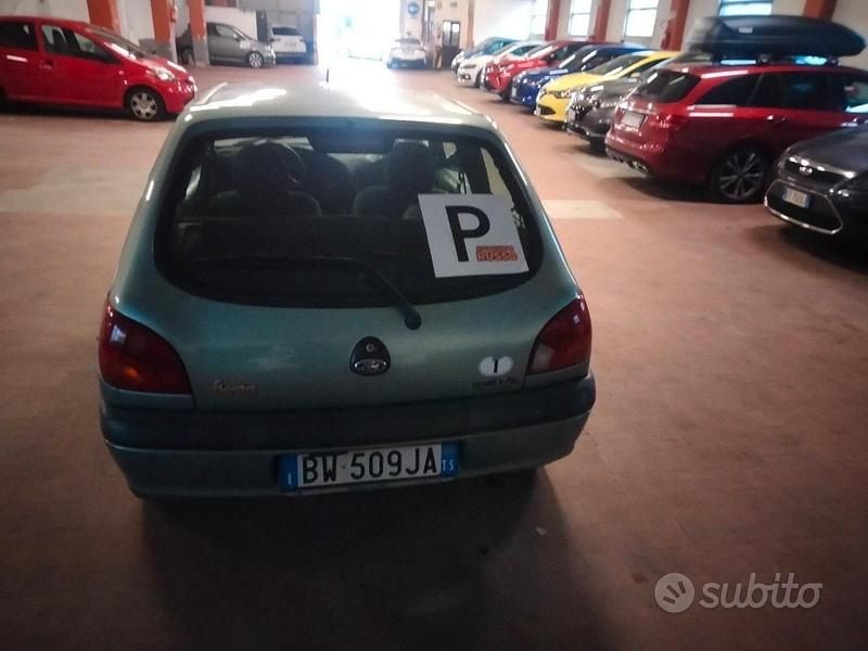 Usata Ford Fiesta 2002 Verde Berlina