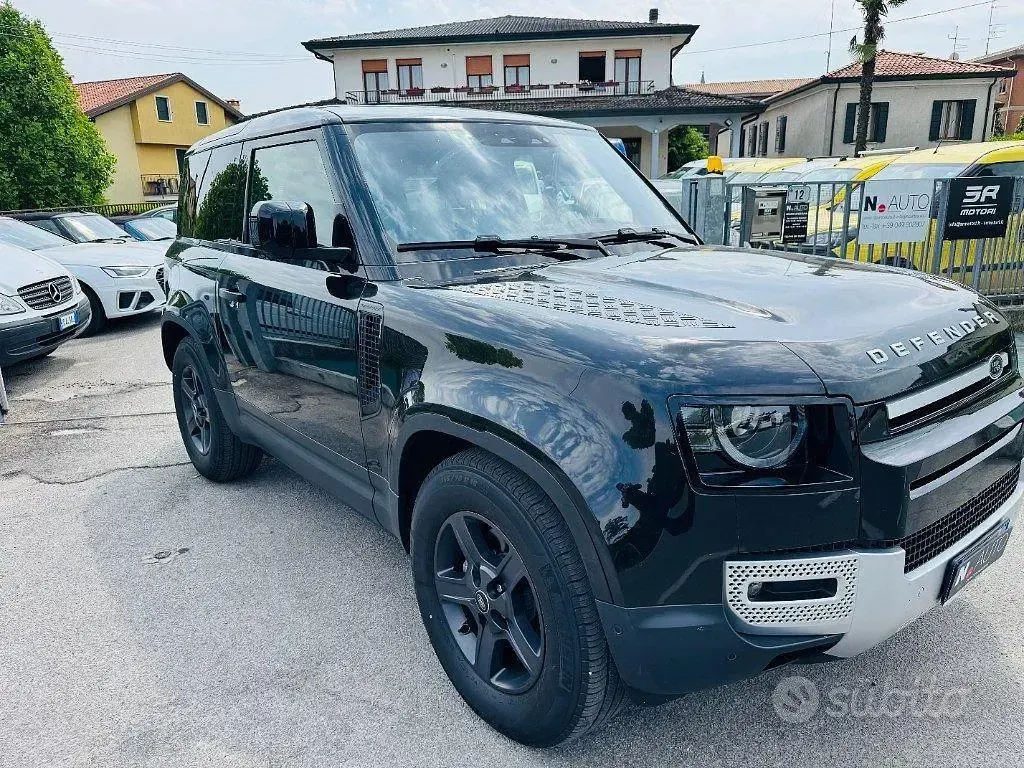 Usata Land Rover Defender 200 CV (147 kW) 2021 Nero SUV