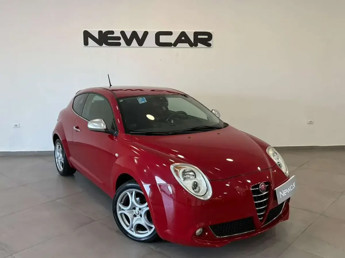 Usata Alfa Romeo MiTo Distinctive 105 CV (77 kW) 2012 Rosso Utilitaria
