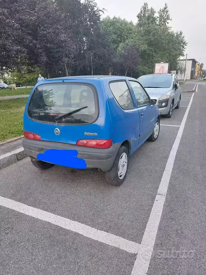 Usata Fiat 600 54 CV (39 kW) 2004 Blu Utilitaria