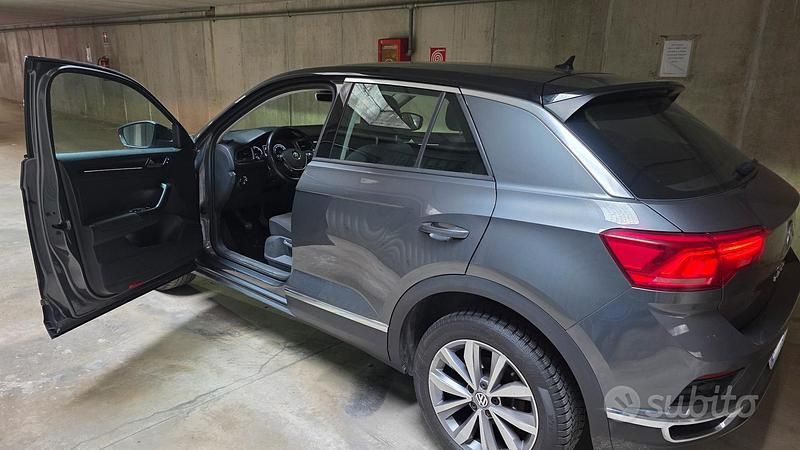Usata VW T-Roc 2018 Grigio SUV