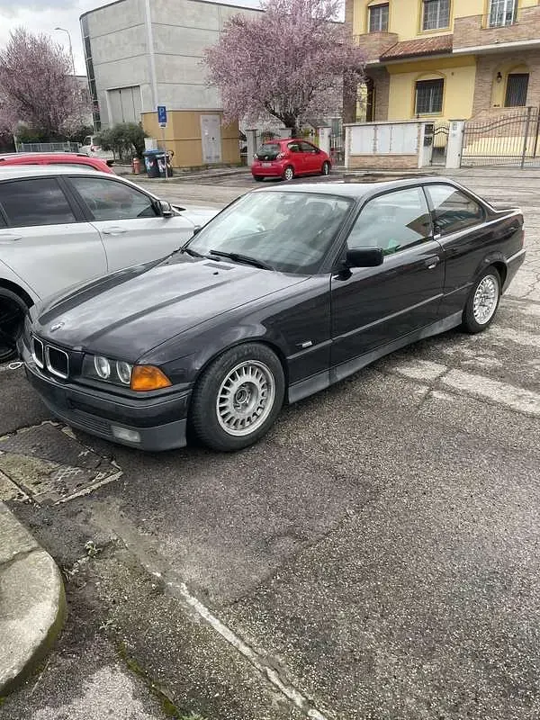 Usata BMW 320 150 CV (110 kW) 1994 Coupé