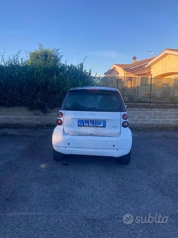 Usata Smart ForTwo Coupé 71 CV (52 kW) 2010 Bianco Coupé
