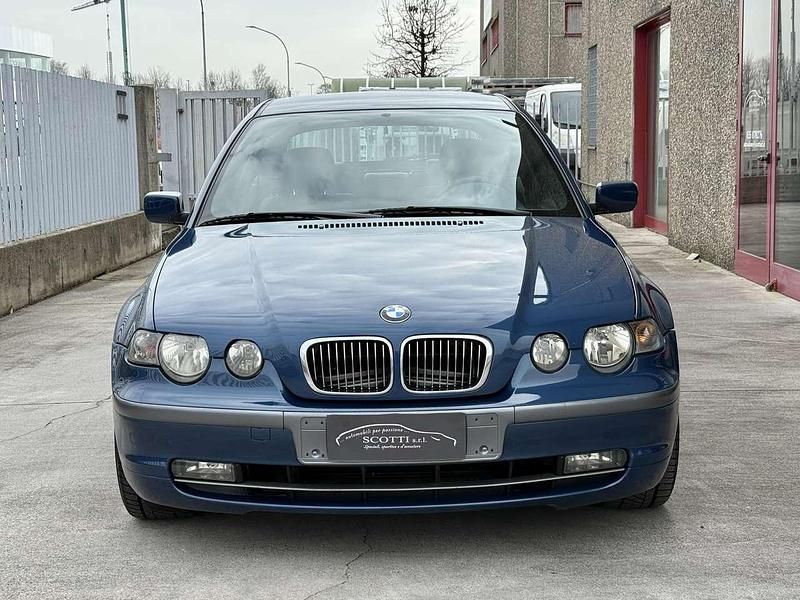 Usata BMW 325 192 CV (141 kW) 2002 Blu topaz met. Berlina