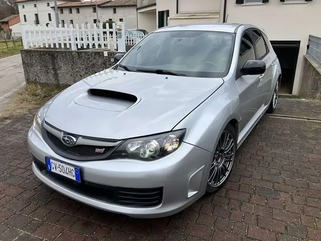 Usata Subaru Impreza 300 CV (220 kW) 2008 Grigio Berlina