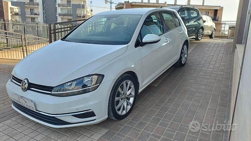 Usata VW Golf VII Executive 115 CV (84 kW) 2019 Bianco Berlina