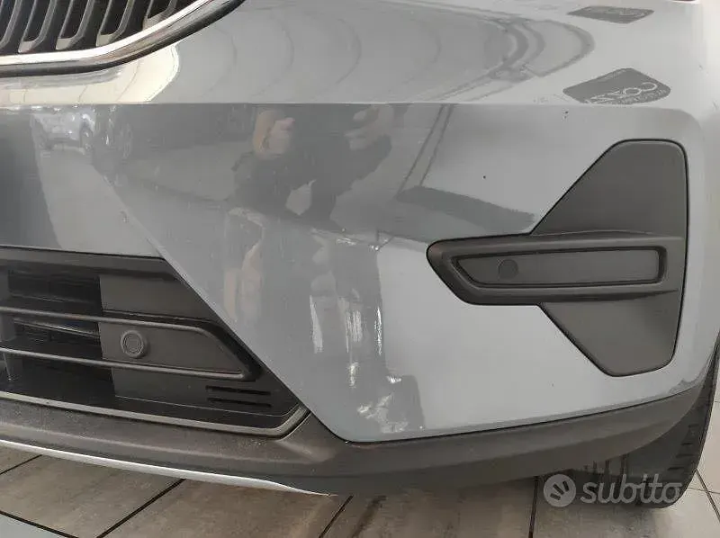 Usata Volvo XC40 Core 163 CV (119 kW) 2022 Grigio SUV