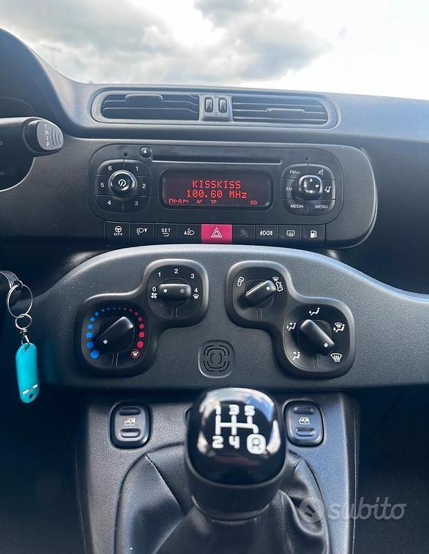 Usata Fiat Panda Easy 70 CV (51 kW) 2019 Utilitaria