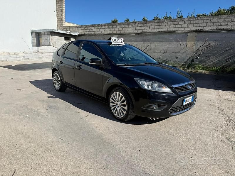 Usata Ford Focus 90 CV (66 kW) 2008 Nero Berlina