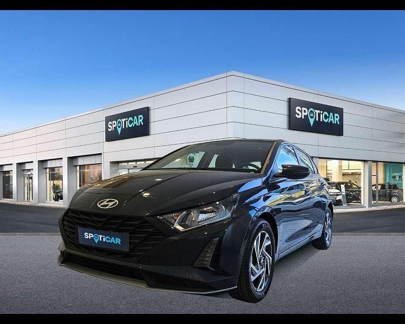 Grigio Nuova 2025 Hyundai i20 Monovolume | 16.500 € (Buon prezzo) - Immagine 1/4