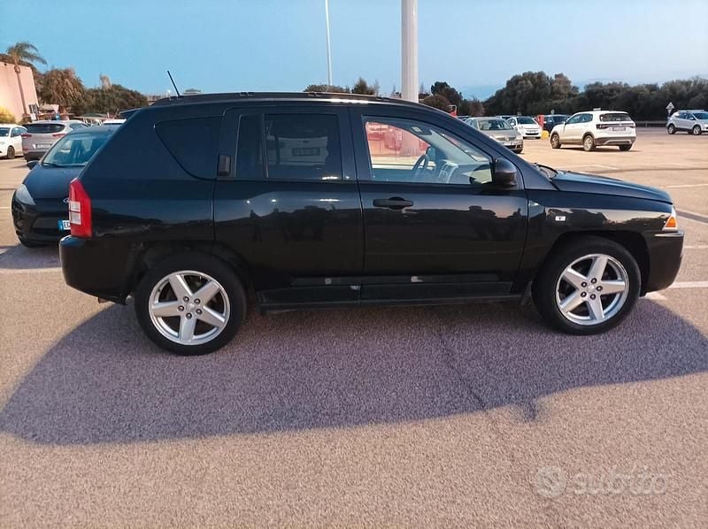 Usata Jeep Compass 140 CV (102 kW) 2010 SUV