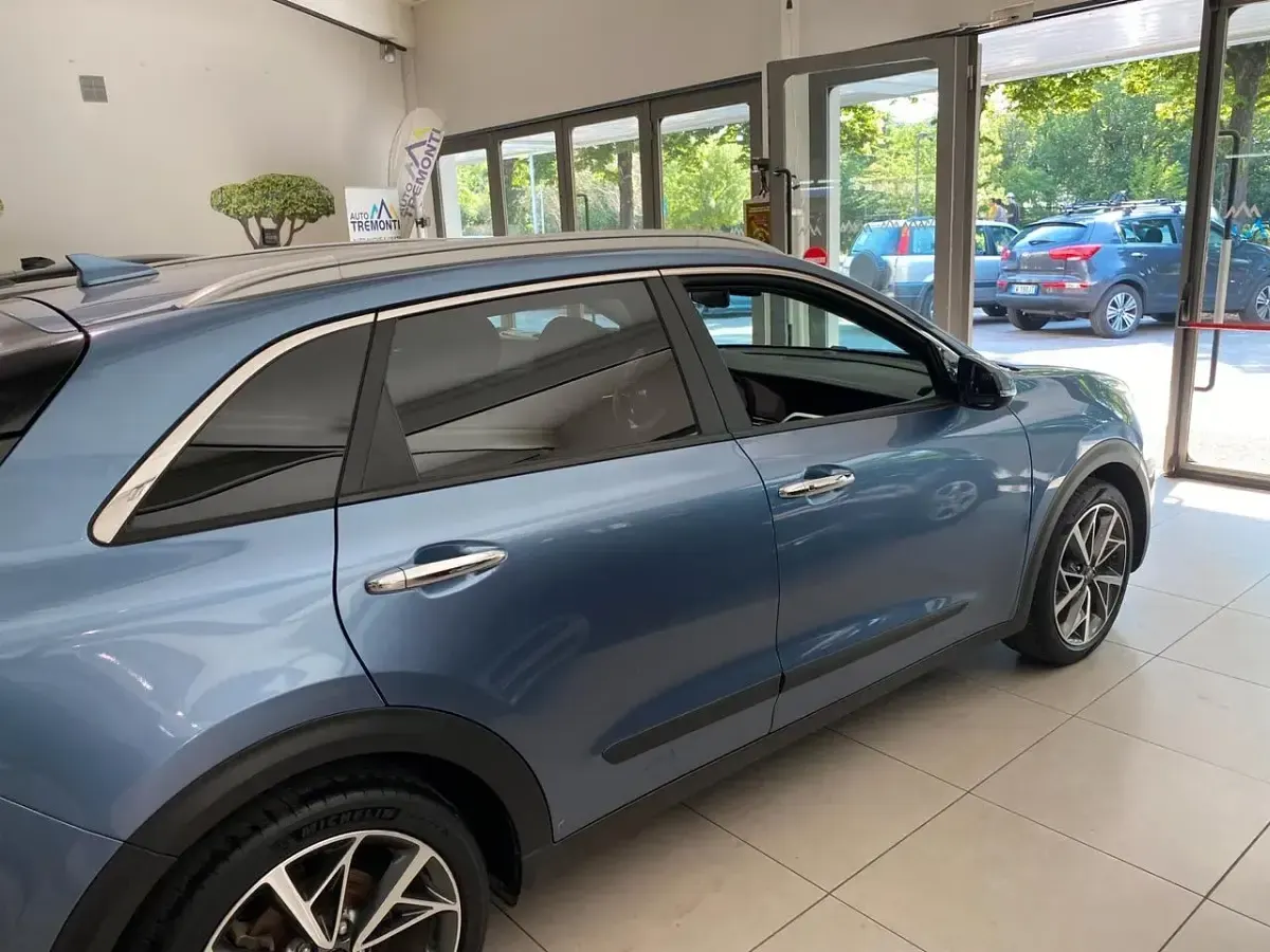 Usata Kia Niro 104 CV (76 kW) 2021 Blu SUV