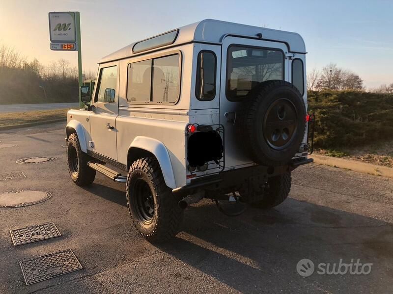 Usata Land Rover Defender 2007 Grigio SUV
