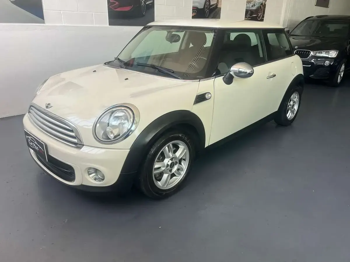 Usata Mini ONE 75 CV (55 kW) 2011 Bianco Utilitaria