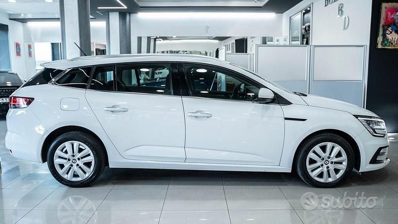 Usata Renault Mégane GrandTour 116 CV (85 kW) 2022 Bianco Station wagon