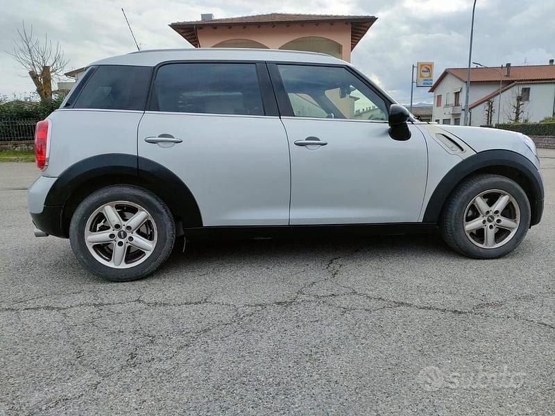 Usata Mini Countryman 90 CV (66 kW) 2014 Grigio SUV