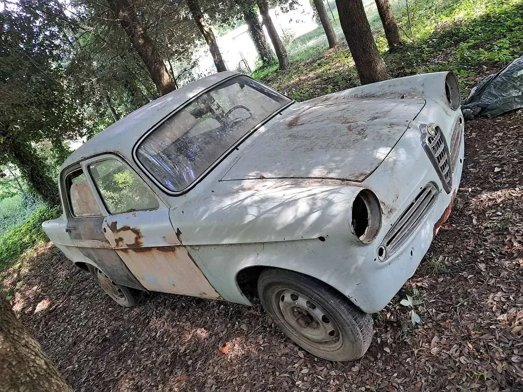Usata Alfa Romeo Giulietta Ti 109 CV (80 kW) 1958 Blu/azzurro Berlina