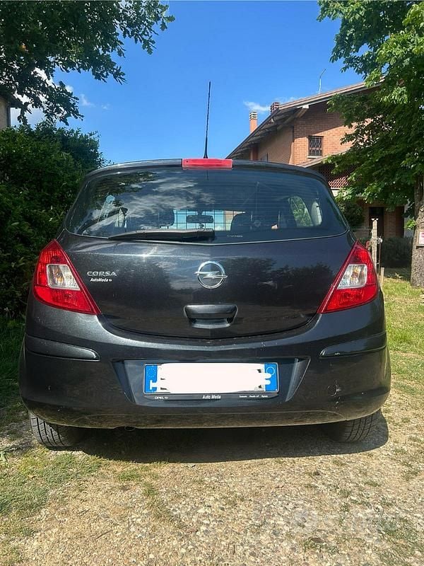Usata Opel Corsa 85 CV (62 kW) 2015 Nero Utilitaria