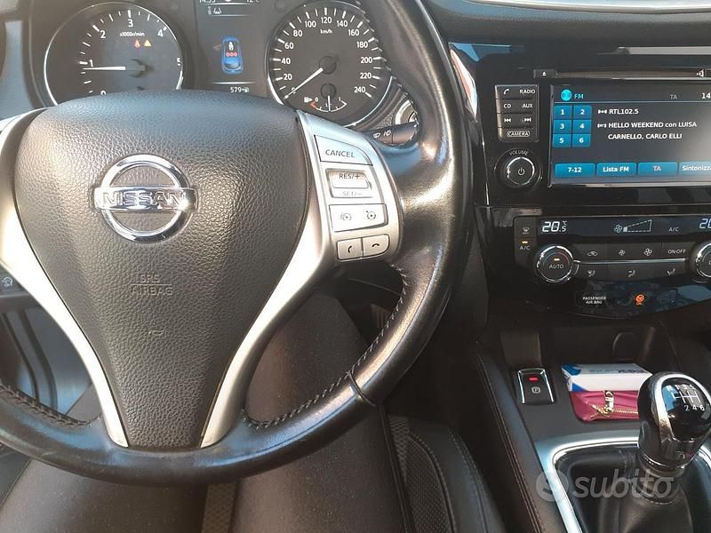 Usata Nissan Qashqai 115 CV (84 kW) 2015 Grigio SUV