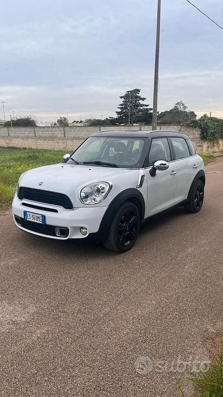 Bianco Usata 2011 Mini Countryman SUV | 5900 € (Ottimo prezzo) - Immagine 1/4