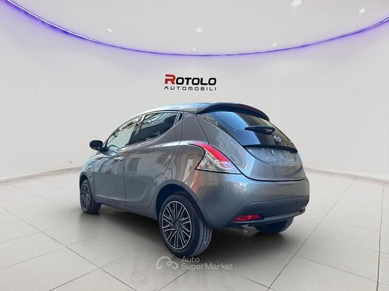 Usata Lancia Ypsilon Silver 69 CV (50 kW) 2023 Other Utilitaria
