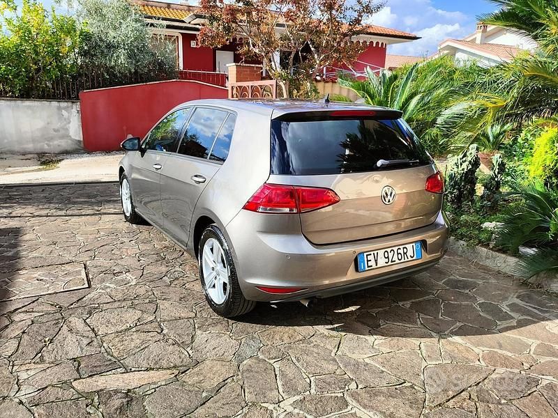 Usata VW Golf VII 105 CV (77 kW) 2013 Berlina