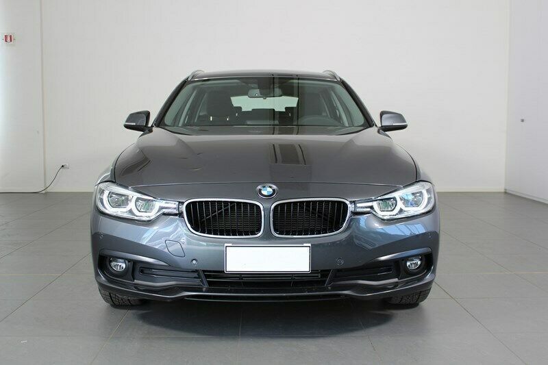 Venduto BMW 320 d Touring Business Ad. auto usate in vendita