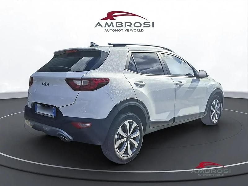 Second-hand Kia Stonic Style 84 CP (61 kW) 2025 Alb SUV