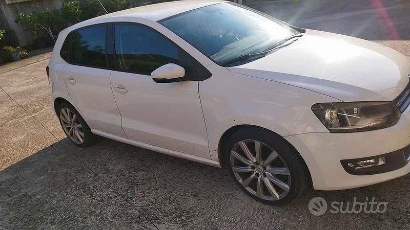 Usata VW Polo 90 CV (66 kW) 2011 Bianco Utilitaria