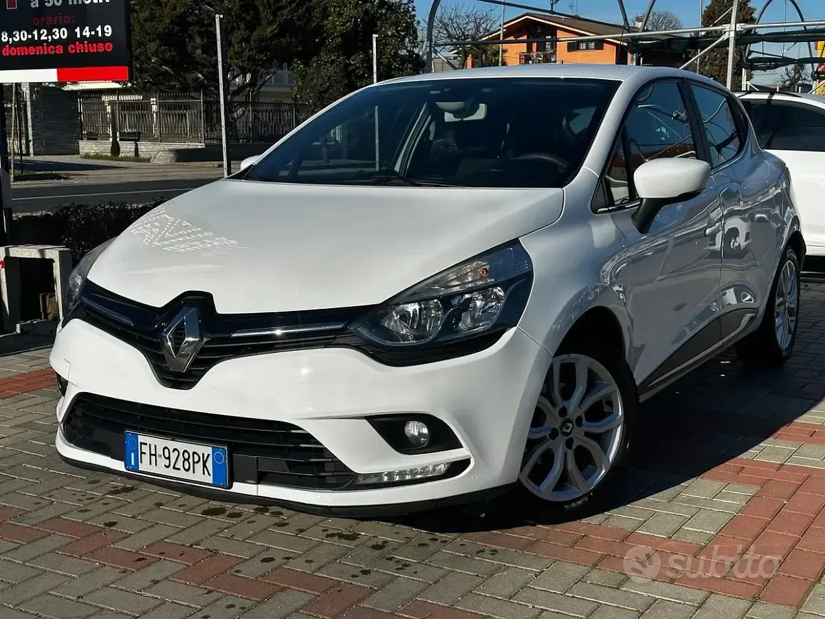Usata Renault Clio IV 90 CV (66 kW) 2017 Bianco Berlina