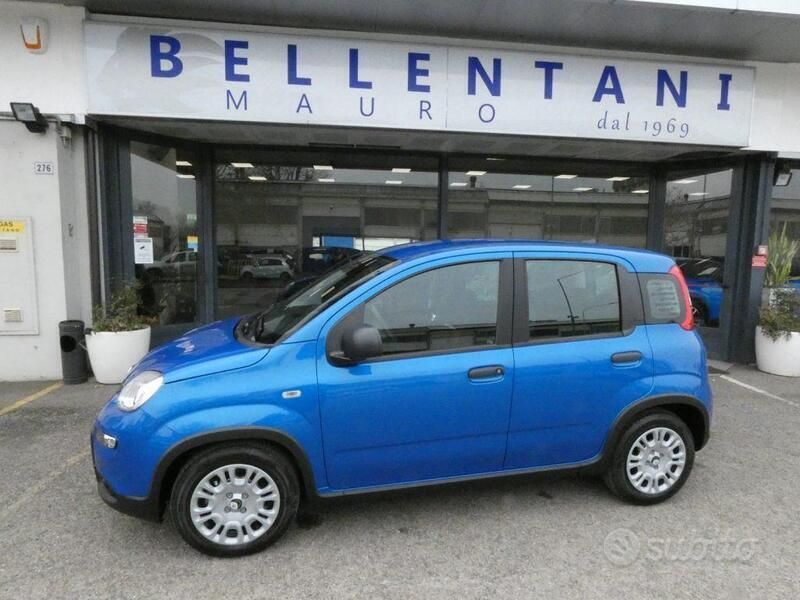Usata Fiat Panda S 70 CV (51 kW) 2024 Blu Utilitaria