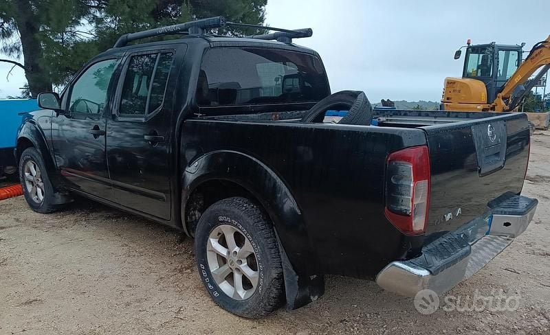 Usata Nissan Navara 171 CV (125 kW) 2007 Nero Pick-up