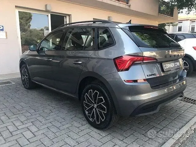 Usata Skoda Kamiq 95 CV (69 kW) 2023 Grigio SUV