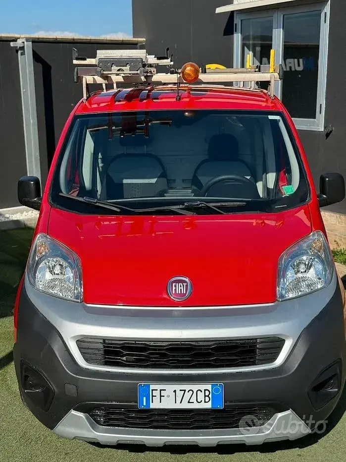 Usata Fiat Fiorino 95 CV (69 kW) 2016 Rosso Monovolume