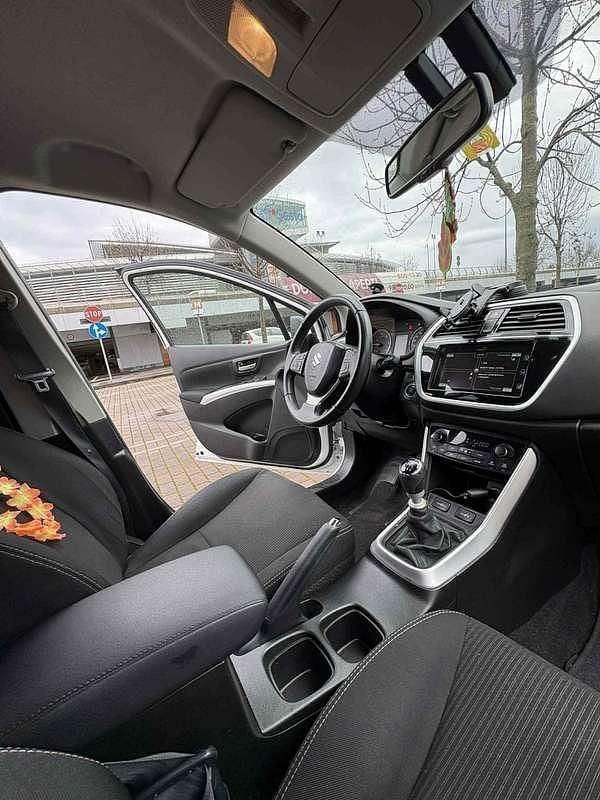 Usata Suzuki SX4 120 CV (88 kW) 2018 Berlina