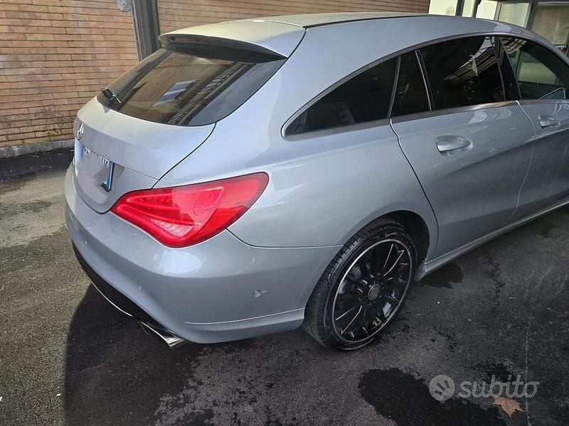 Usata Mercedes CLA200 136 CV (100 kW) 2016 Grigio Berlina