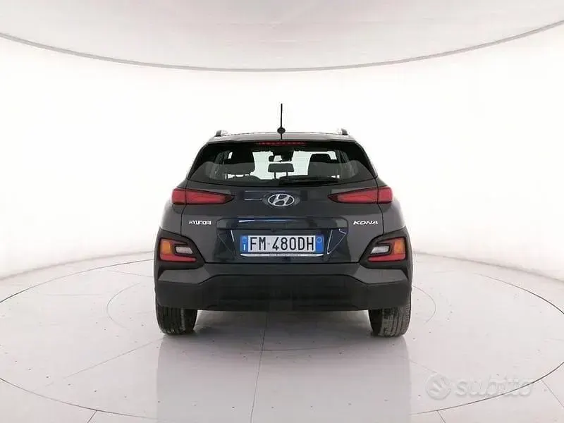 Usata Hyundai Kona Comfort 120 CV (88 kW) 2017 Grigio SUV