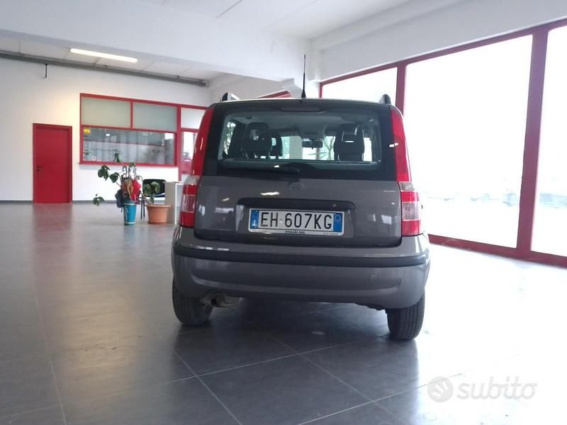Usata Fiat Panda Dynamic 69 CV (50 kW) 2011 Grigio Utilitaria