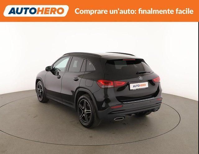Usata Mercedes GLA180 Premium 116 CV (85 kW) 2022 Nero SUV