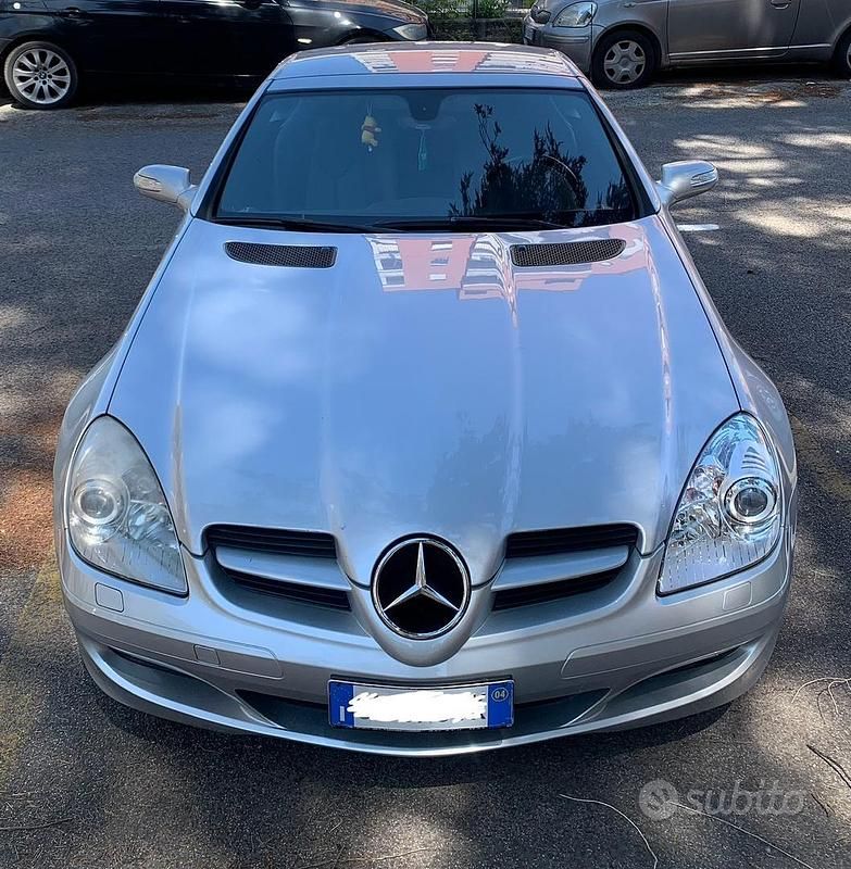 Usata Mercedes SLK200 163 CV (119 kW) 2004 Blu/azzurro Cabrio
