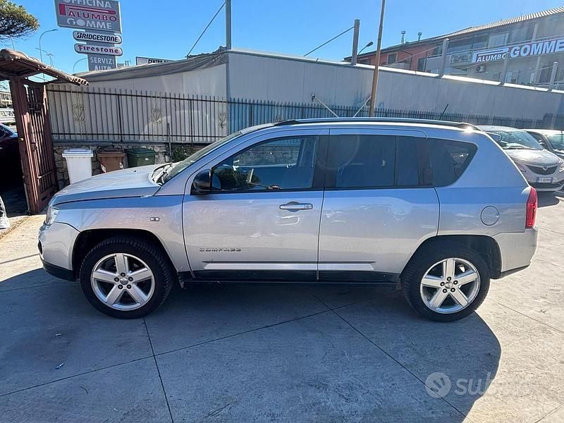 Usata Jeep Compass 163 CV (119 kW) 2011 Grigio SUV